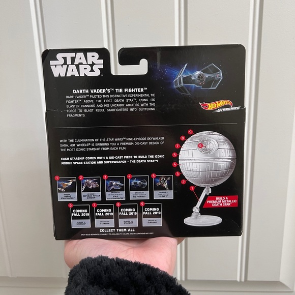 Star Wars Commemorative Series Tie Fighter - Picture 2 of 6